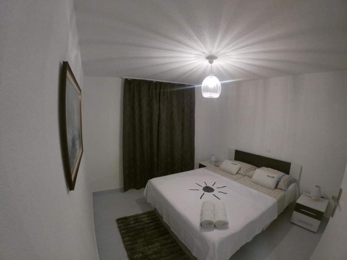 Apartmani Kate Stari Grad  Buitenkant foto