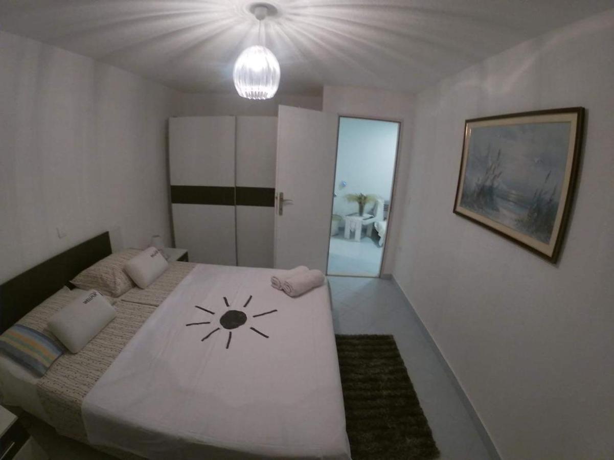 Apartmani Kate Stari Grad  Buitenkant foto
