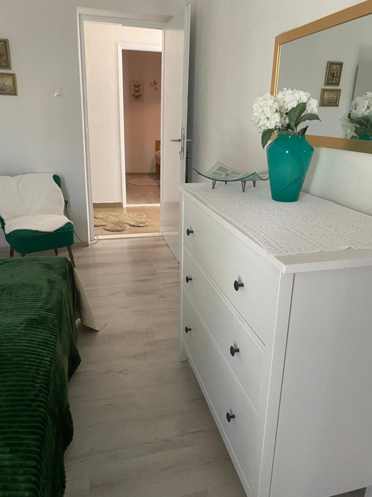 Apartmani Kate Stari Grad  Buitenkant foto